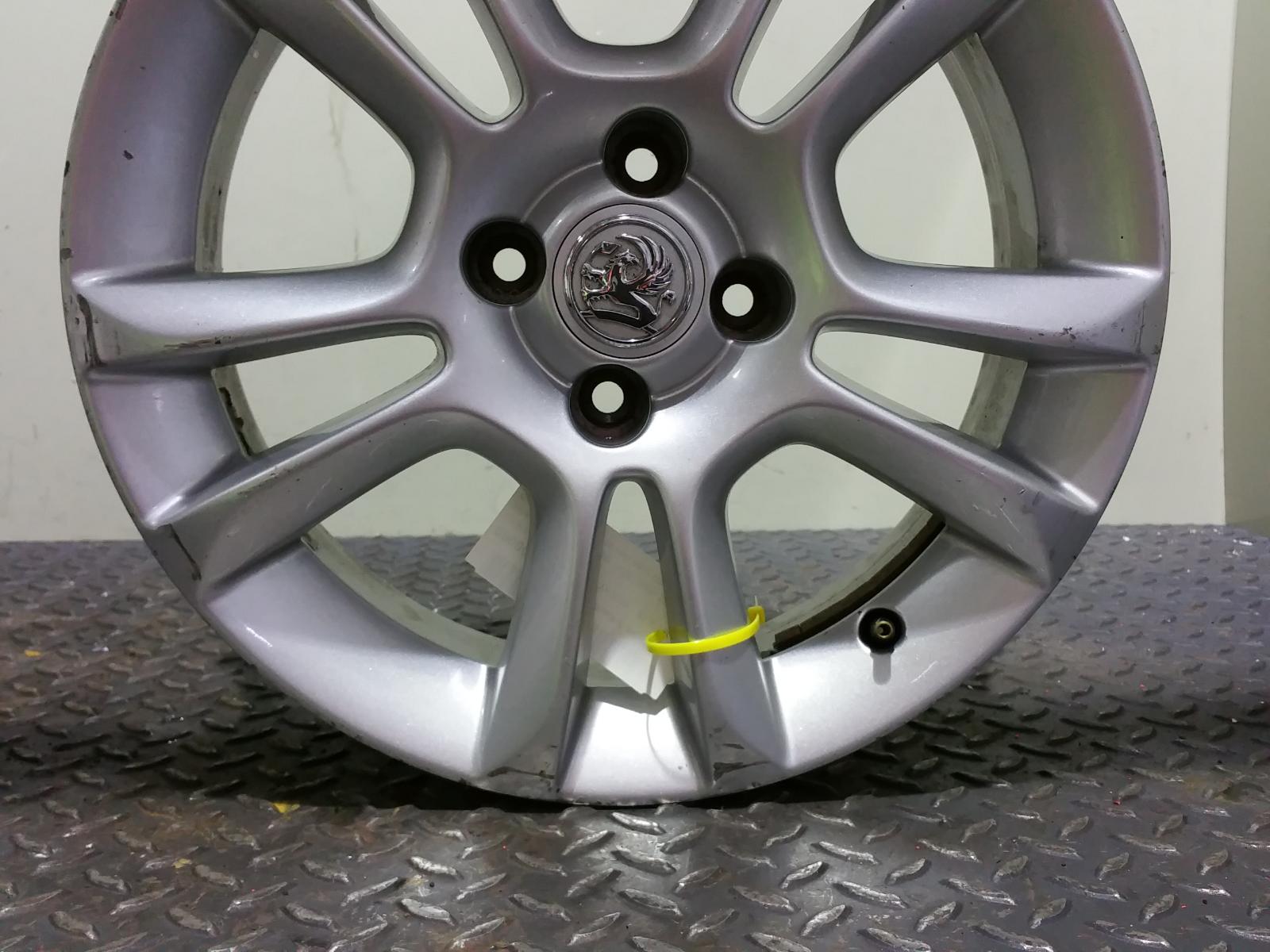 VAUXHALL CORSA Wheel (D) 16 Inch Alloy Wheel 5 Double Spokes (Ident G4