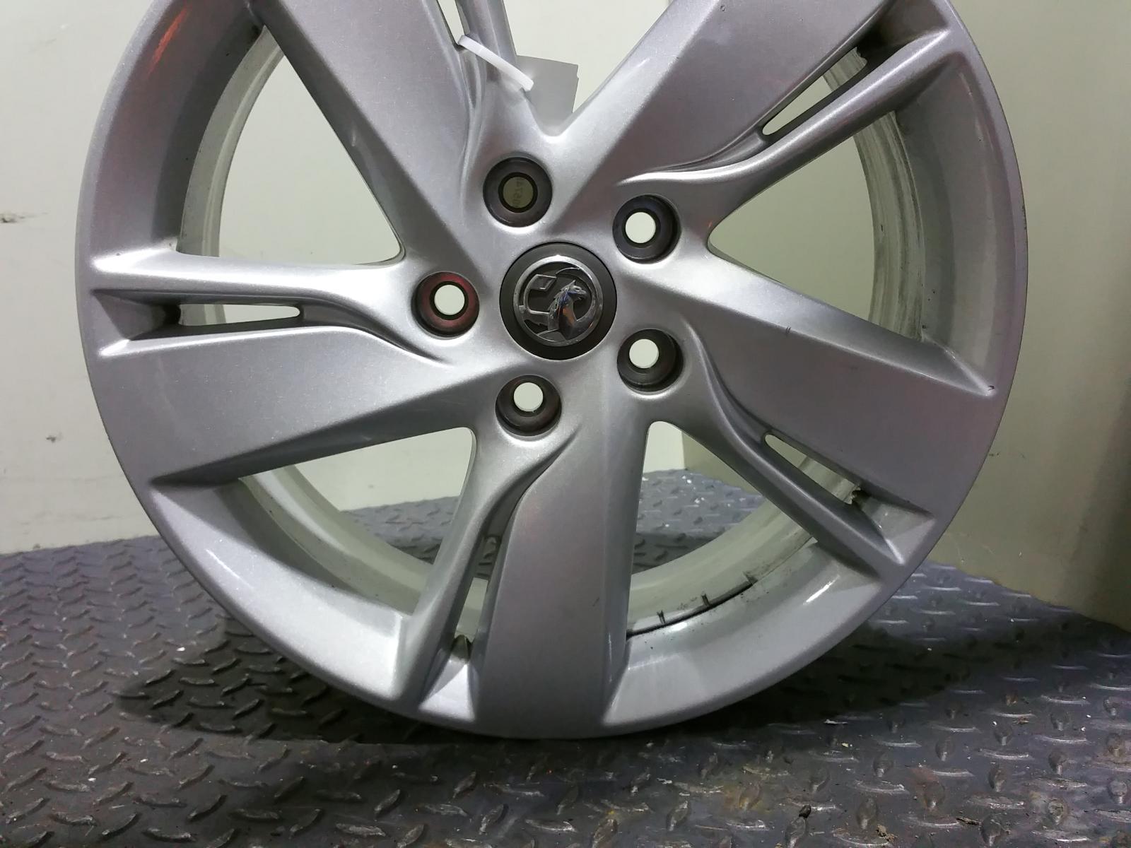2015 VAUXHALL ASTRA J ALLOY WHEEL 17" 5 DOUBLE SPOKE AAN5 PCD5X115 eBay