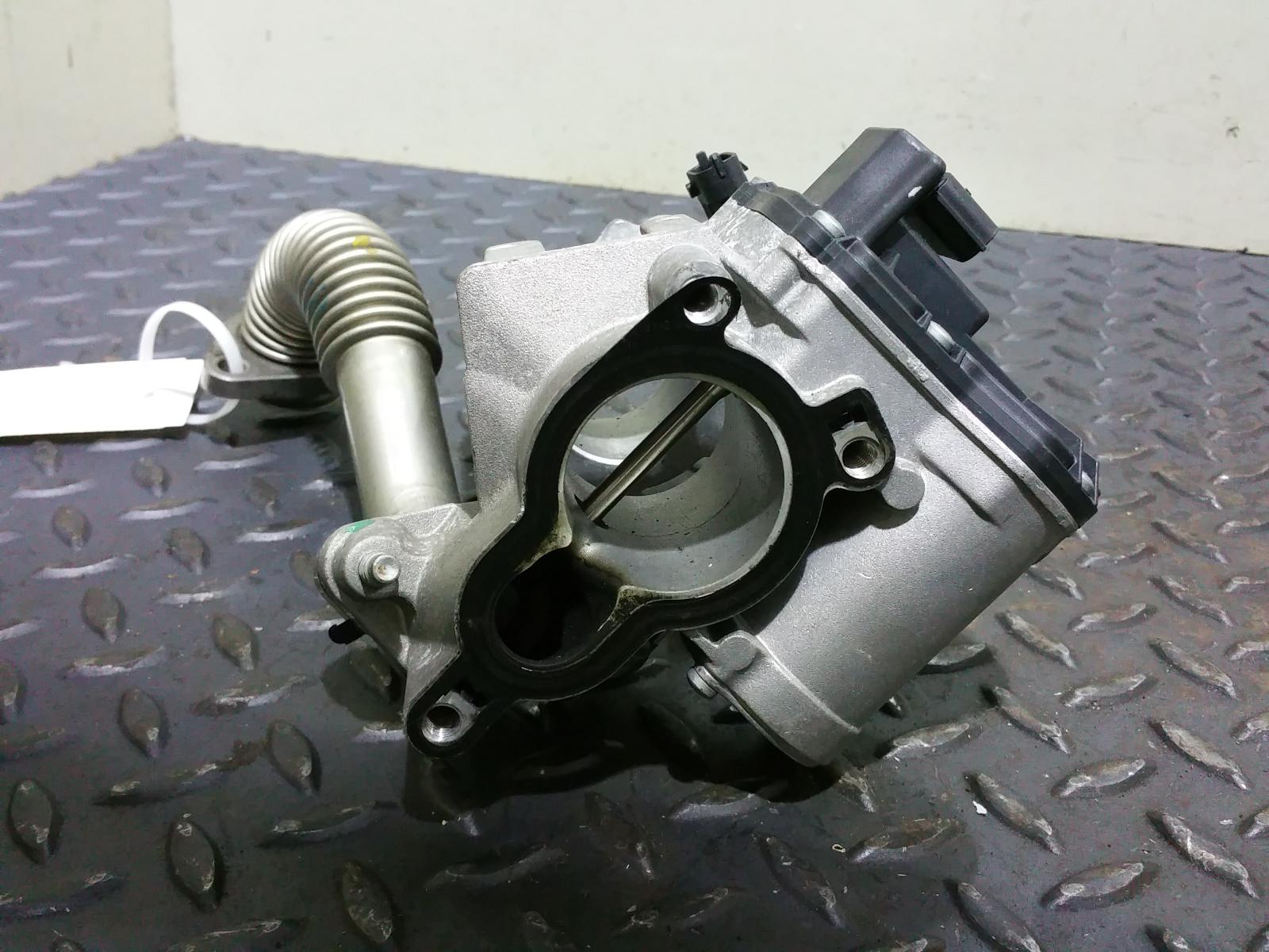 VAUXHALL VIVARO Egr Valve/Cooler 2.0 Diesel Engine,Code M9R692 Exhaust